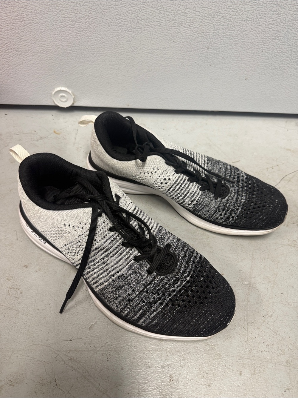 APL Black & White Knit Running Shoes - Size 11 Sneaker